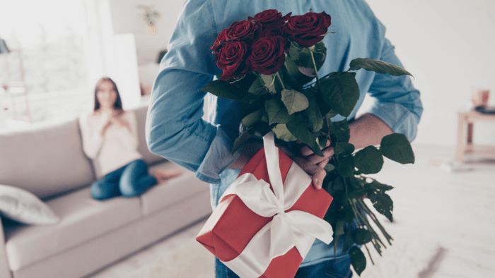 cùng tìm hiểu 8 món quà tặng độc đáo cho vợ chồng nhé